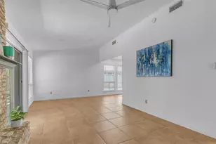 10809 Lambert Cir, Austin, TX 78758 - Photo 10