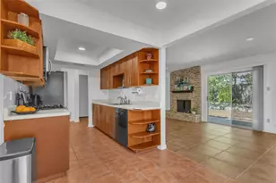 10809 Lambert Cir, Austin, TX 78758 - Photo 18