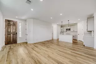 185 International St, Buda, TX 78610 - Photo 6