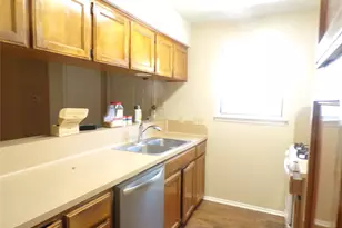 12815 Hymeadow Dr, Austin, TX 78729 - Photo 8