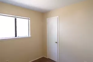 12815 Hymeadow Dr, Austin, TX 78729 - Photo 10
