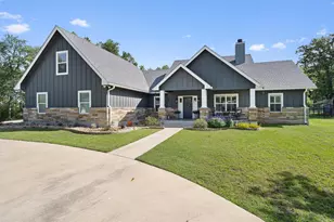 136 Fawn Holw, Elgin, TX 78621 - Photo 1