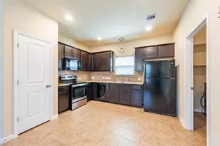 939 Alamo Plaza Dr, Cedar Park, TX 78613 - Photo 8