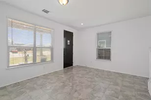 204 Benmyrtle Trl, Georgetown, TX 78626 - Photo 6