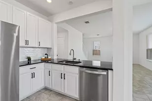 204 Benmyrtle Trl, Georgetown, TX 78626 - Photo 16