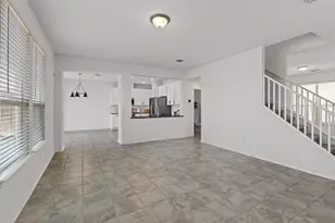 204 Benmyrtle Trl, Georgetown, TX 78626 - Photo 10