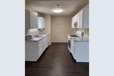 2712 Cameron Loop, Austin, TX 78745 - Photo 8