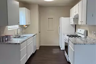 2712 Cameron Loop, Austin, TX 78745 - Photo 8