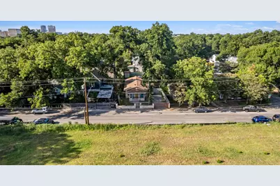 1306 Haskell Street, Austin, TX 78702 - Photo 38