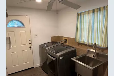 1306 Haskell Street, Austin, TX 78702 - Photo 18