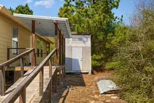 270 Kelley Rd W, Bastrop, TX 78602 - Photo 16