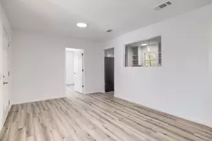 270 Kelley Rd W, Bastrop, TX 78602 - Photo 6