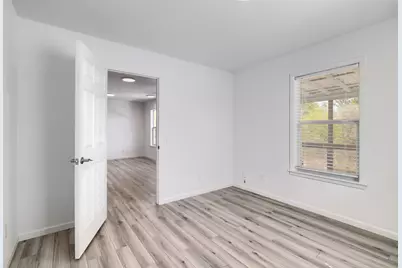 270 Kelley Road W, Bastrop, TX 78602 - Photo 10