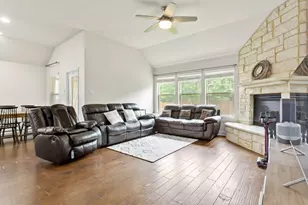 1916 Elaina Loop, Leander, TX 78641 - Photo 10