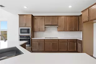 628 Hickory Bend Trl, Georgetown, TX 78628 - Photo 6