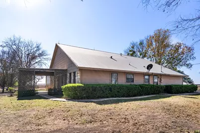 12914 Pfluger Berkman Lane, Coupland, TX 78615 - Photo 32