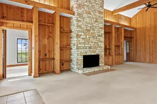 12914 Pfluger Berkman Ln, Coupland, TX 78615 - Photo 36