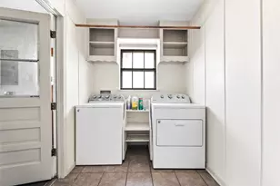 12914 Pfluger Berkman Ln, Coupland, TX 78615 - Photo 28