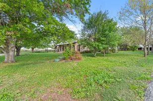 12914 Pfluger Berkman Ln, Coupland, TX 78615 - Photo 26