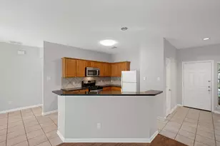 6036 Mesa Verde Cir, Austin, TX 78749 - Photo 8