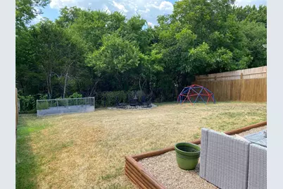 1607 Melissa Oaks Lane, Austin, TX 78744 - Photo 2