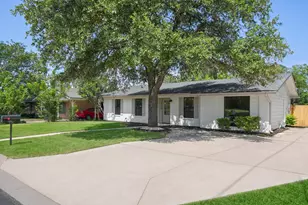 7010 Miranda Dr, Austin, TX 78752 - Photo 30