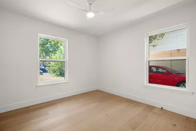 7010 Miranda Drive, Austin, TX 78752 - Photo 22