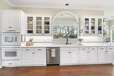 2400 Summit Ridge Drive, San Marcos, TX 78666 - Photo 14
