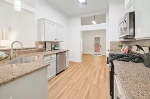 2012 Castle View Dr, Austin, TX 78728 - Photo 12
