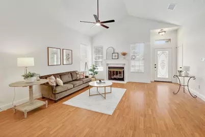 2012 Castle View Drive, Austin, TX 78728 - Photo 4