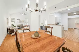2012 Castle View Dr, Austin, TX 78728 - Photo 8