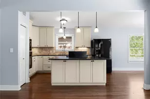 2111 W 10th St, Austin, TX 78703 - Photo 6