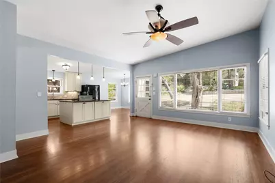 2111 W 10th Street, Austin, TX 78703 - Photo 4