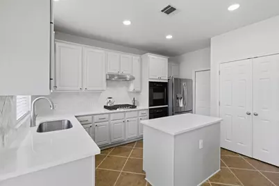 7112 Avignon Drive, Round Rock, TX 78681 - Photo 12