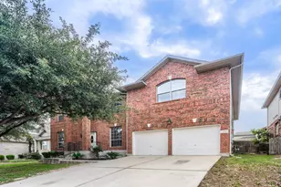 3817 Links Ln, Round Rock, TX 78664 - Photo 2