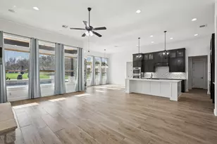 112 Red Mulberry Wy, Leander, TX 78641 - Photo 2