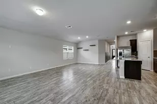 2060 Meadow Pipit Dr, New Braunfels, TX 78130 - Photo 6