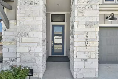 9201 Spire View, Austin, TX 78744 - Photo 4