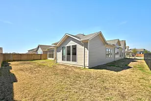 9201 Spire View, Austin, TX 78744 - Photo 36