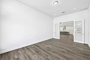 9201 Spire View, Austin, TX 78744 - Photo 10