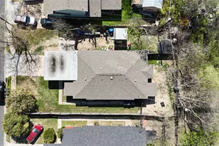 7702 Northcrest Blvd, Austin, TX 78752 - Photo 16