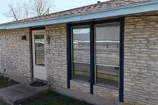 7702 Northcrest Blvd, Austin, TX 78752 - Photo 2