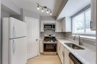 2005 Glen Allen St, Austin, TX 78704 - Photo 4