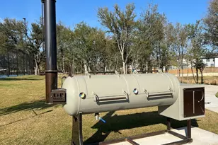 107 Two Bits Ln, Elgin, TX 78621 - Photo 24