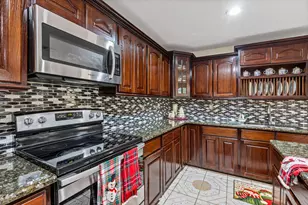 305 Whitesands Trl, Dale, TX 78616 - Photo 8