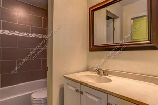 6403 Auburn Dr, Austin, TX 78723 - Photo 10