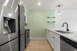 909 Reinli St, Austin, TX 78751 - Photo 8