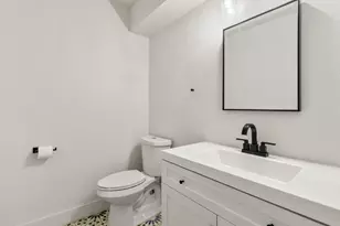 909 Reinli St, Austin, TX 78751 - Photo 14