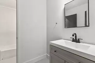 909 Reinli St, Austin, TX 78751 - Photo 22