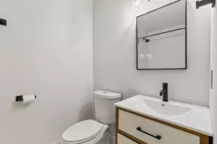 909 Reinli St, Austin, TX 78751 - Photo 18
